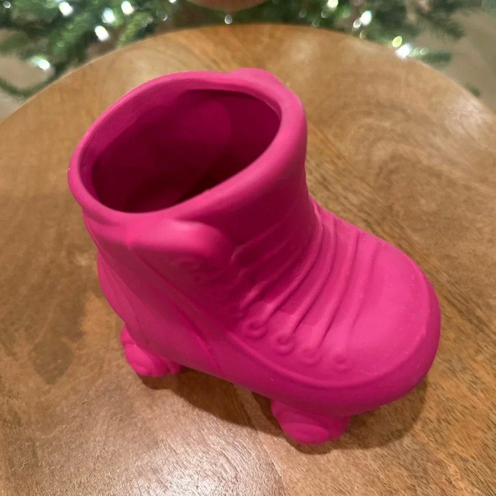 Target playground dollar spot hot pink skate pencil holder planter pot ceramic - Picture 6 of 8